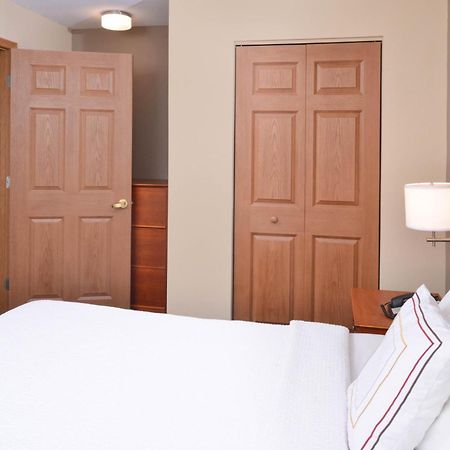 Candlewood Suites St Louis St Charles By Ihg Saint Charles Екстер'єр фото