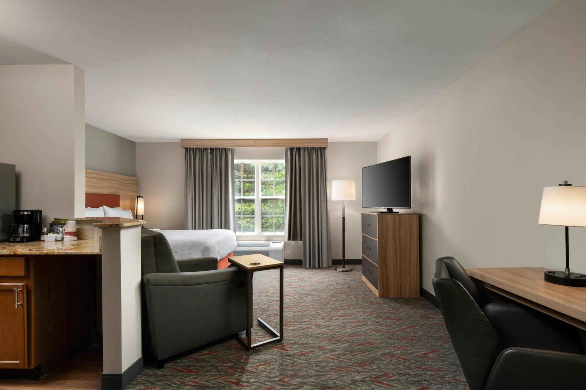 Candlewood Suites St Louis St Charles By Ihg Saint Charles Екстер'єр фото